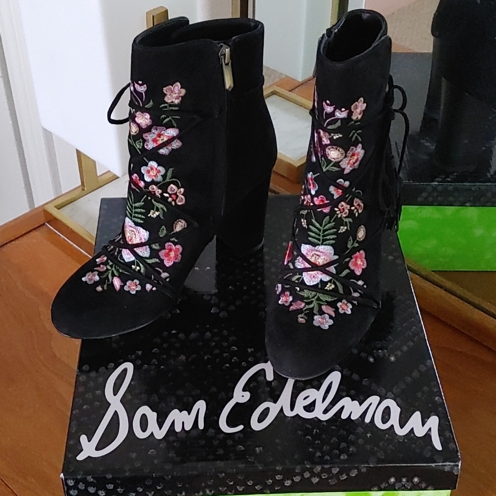Sam Edelman Winnie Black Suede Booties